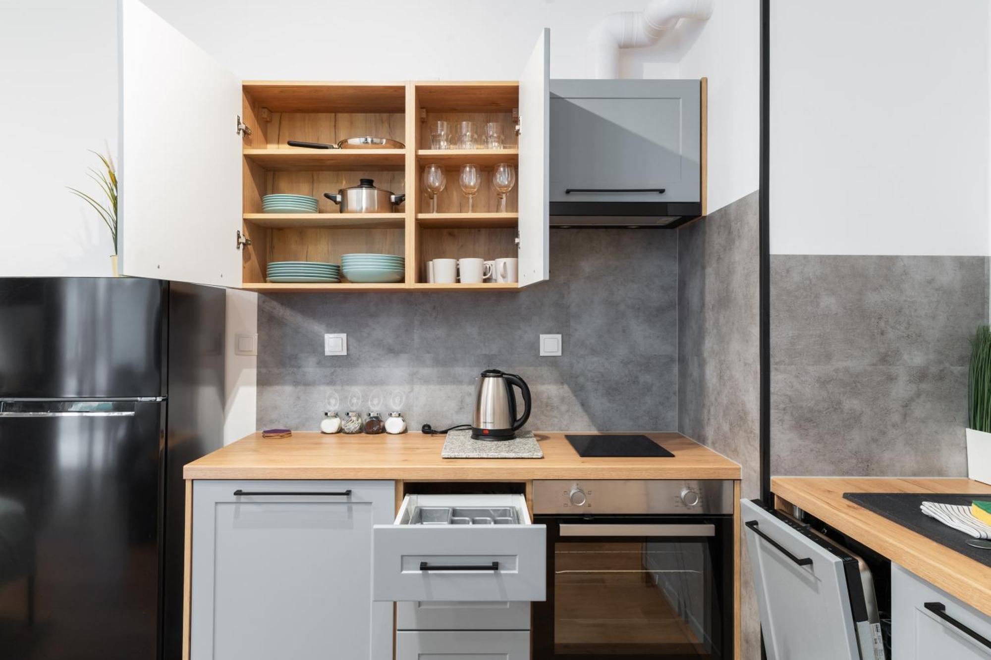 Lineburg Villa Apartments Варшава Екстериор снимка