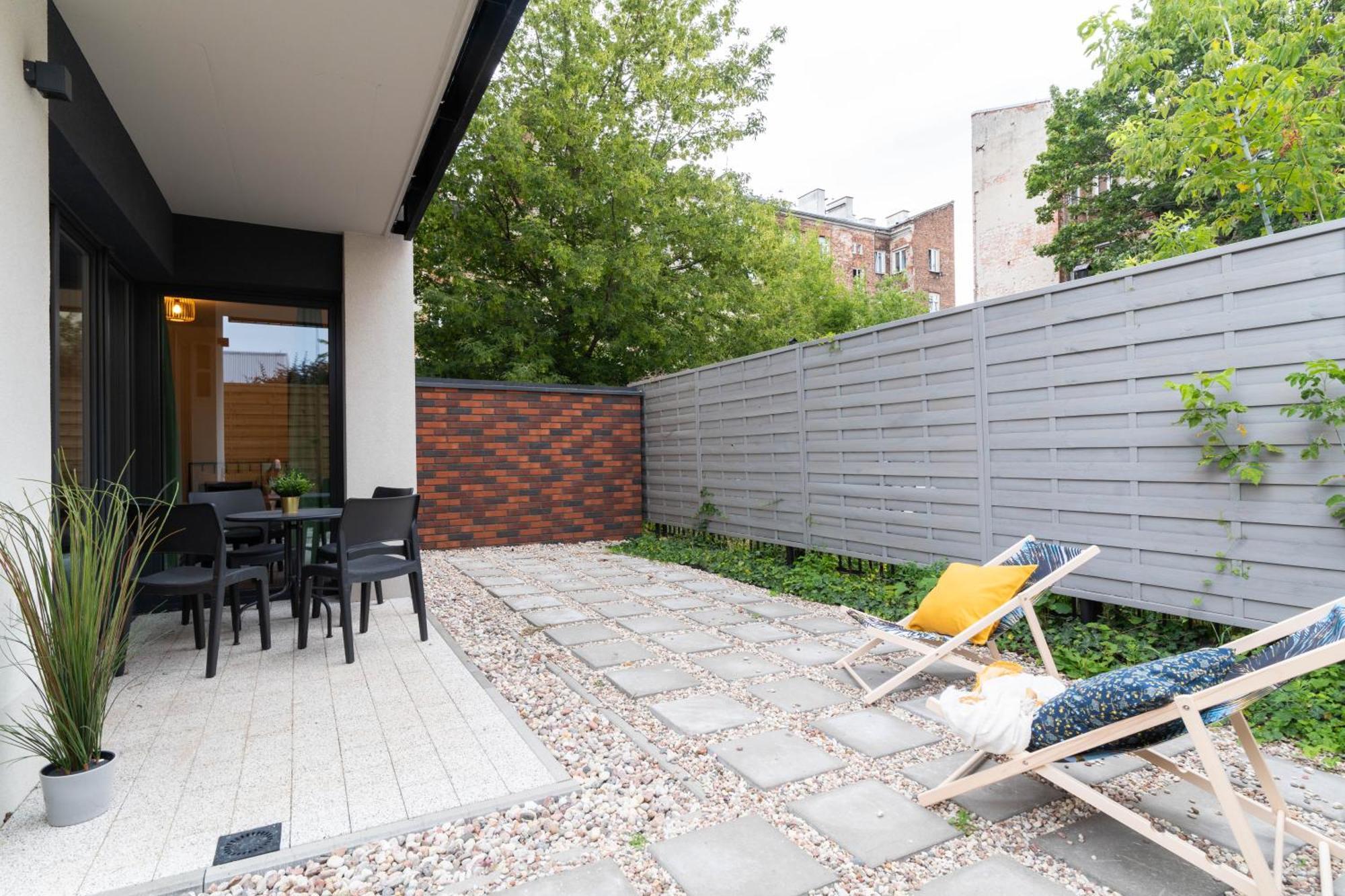 Lineburg Villa Apartments Варшава Екстериор снимка