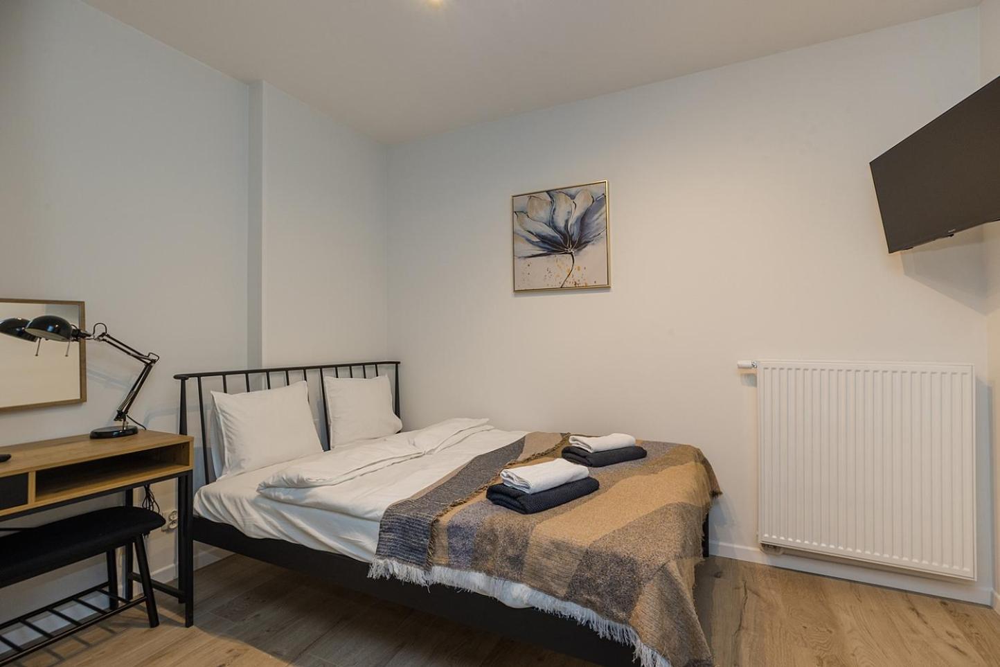 Lineburg Villa Apartments Варшава Екстериор снимка