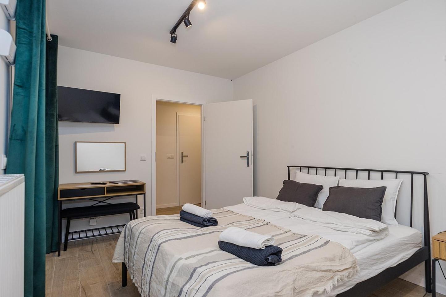 Lineburg Villa Apartments Варшава Екстериор снимка