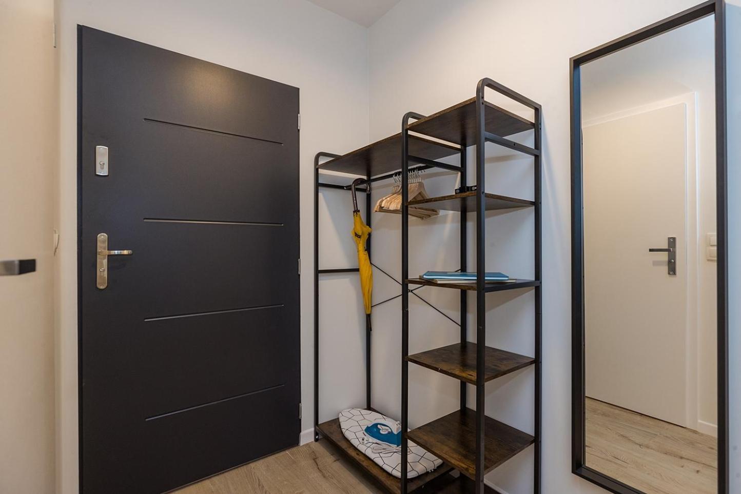Lineburg Villa Apartments Варшава Екстериор снимка