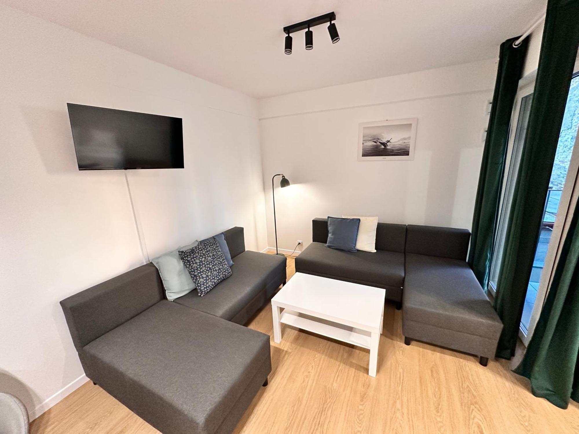 Lineburg Villa Apartments Варшава Екстериор снимка