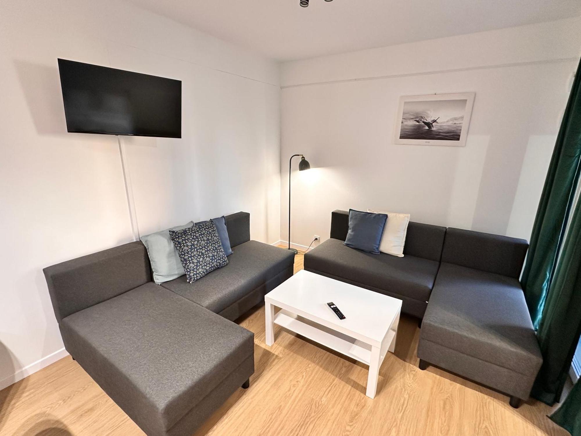 Lineburg Villa Apartments Варшава Екстериор снимка