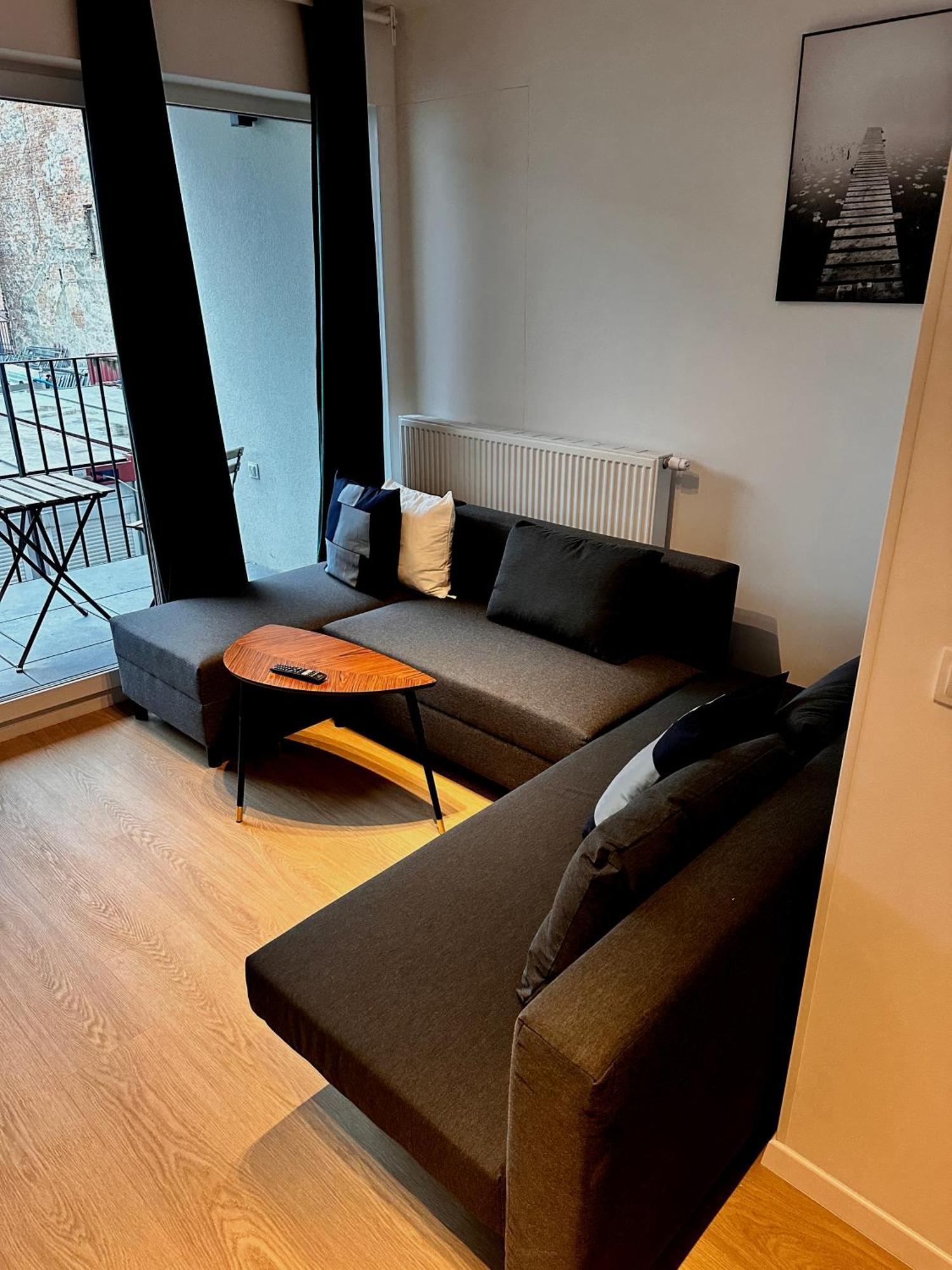Lineburg Villa Apartments Варшава Екстериор снимка
