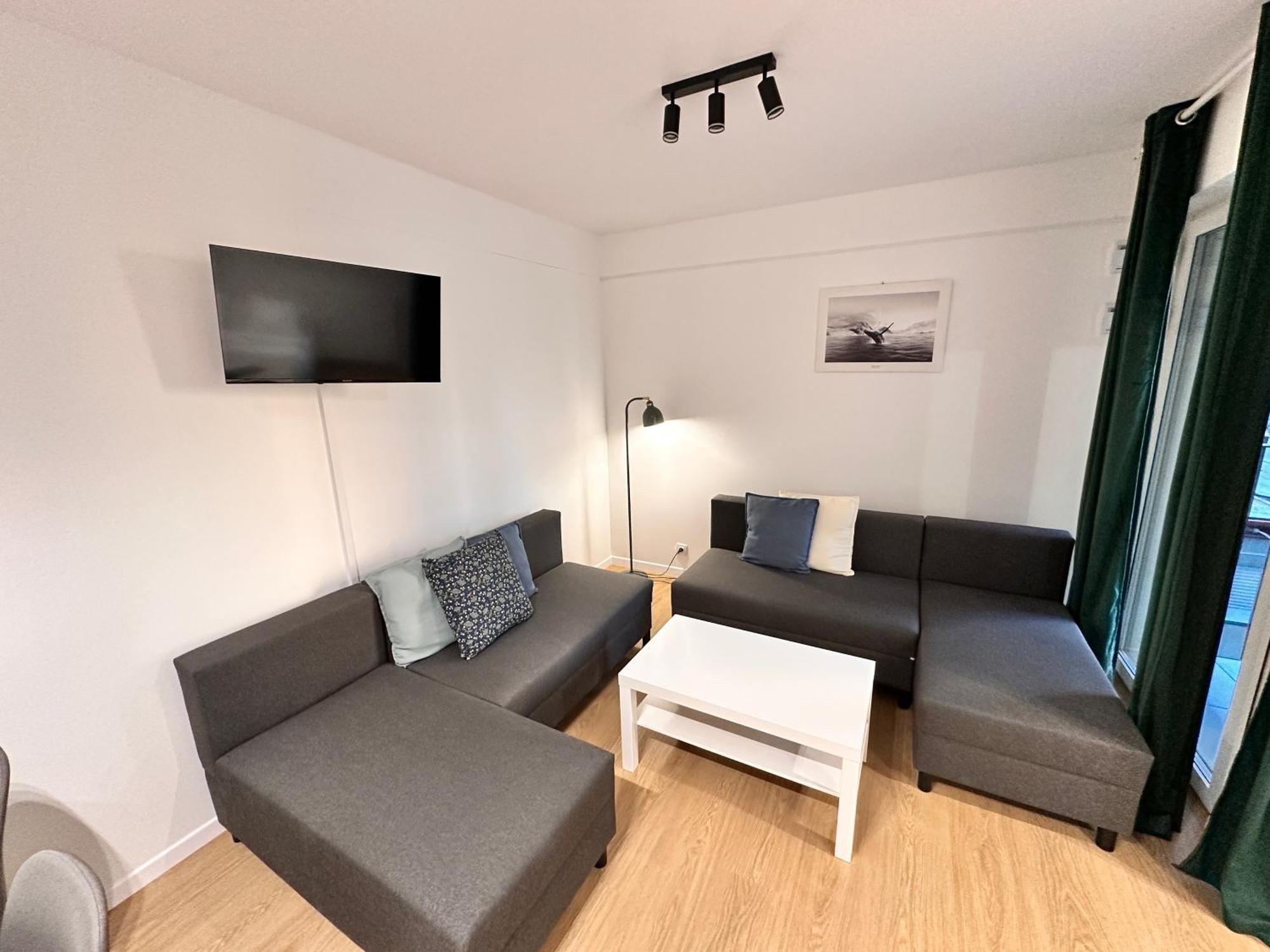 Lineburg Villa Apartments Варшава Екстериор снимка